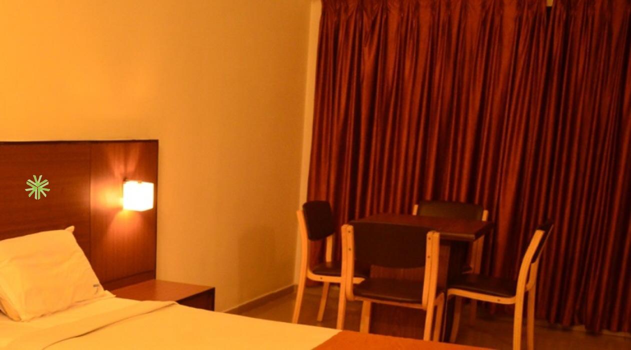 Hotel Century Executive Udupi Exteriér fotografie